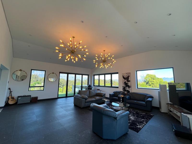 4 Bedroom Property for Sale in Helderrand Western Cape